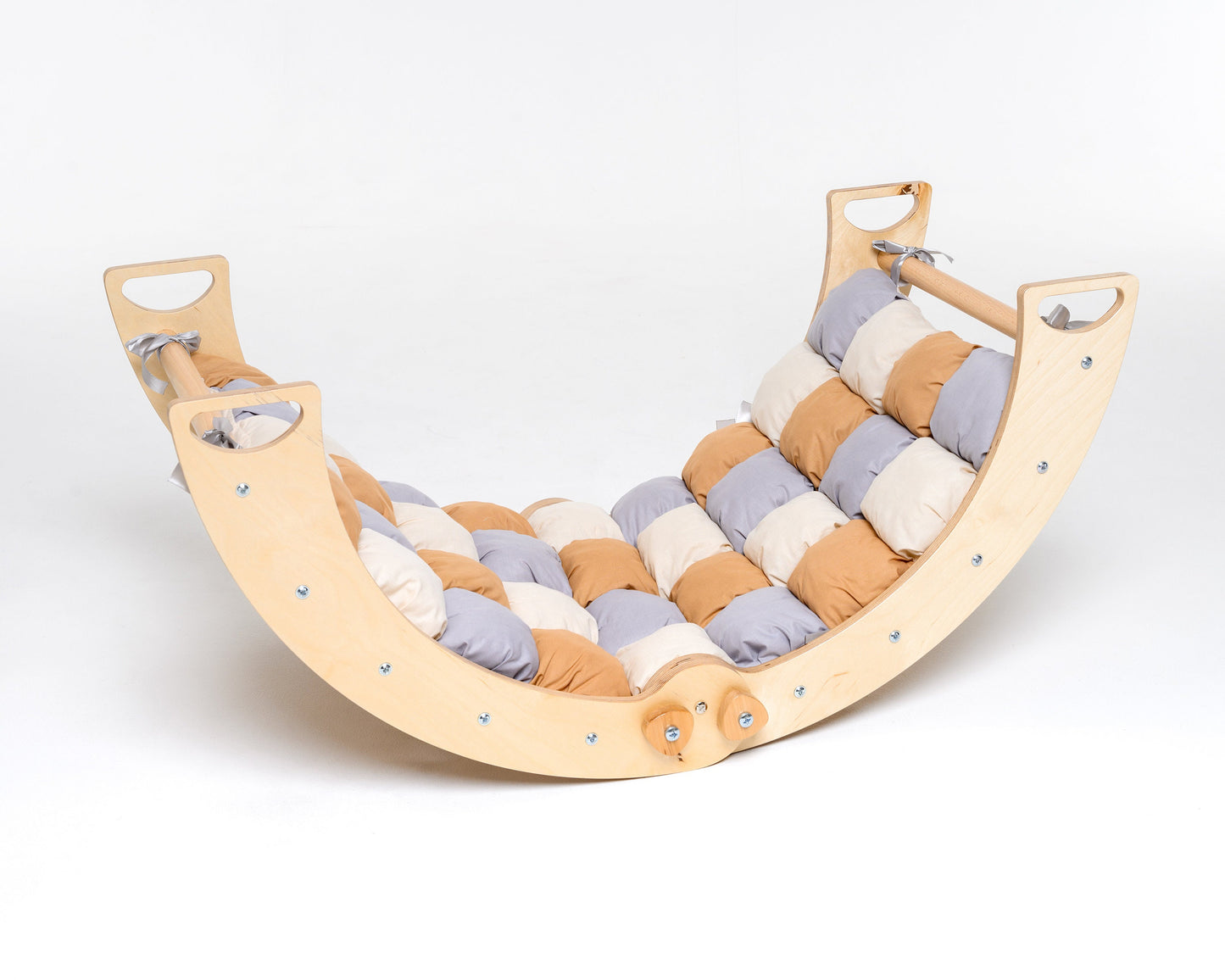 Mattress for foldable climbing arch