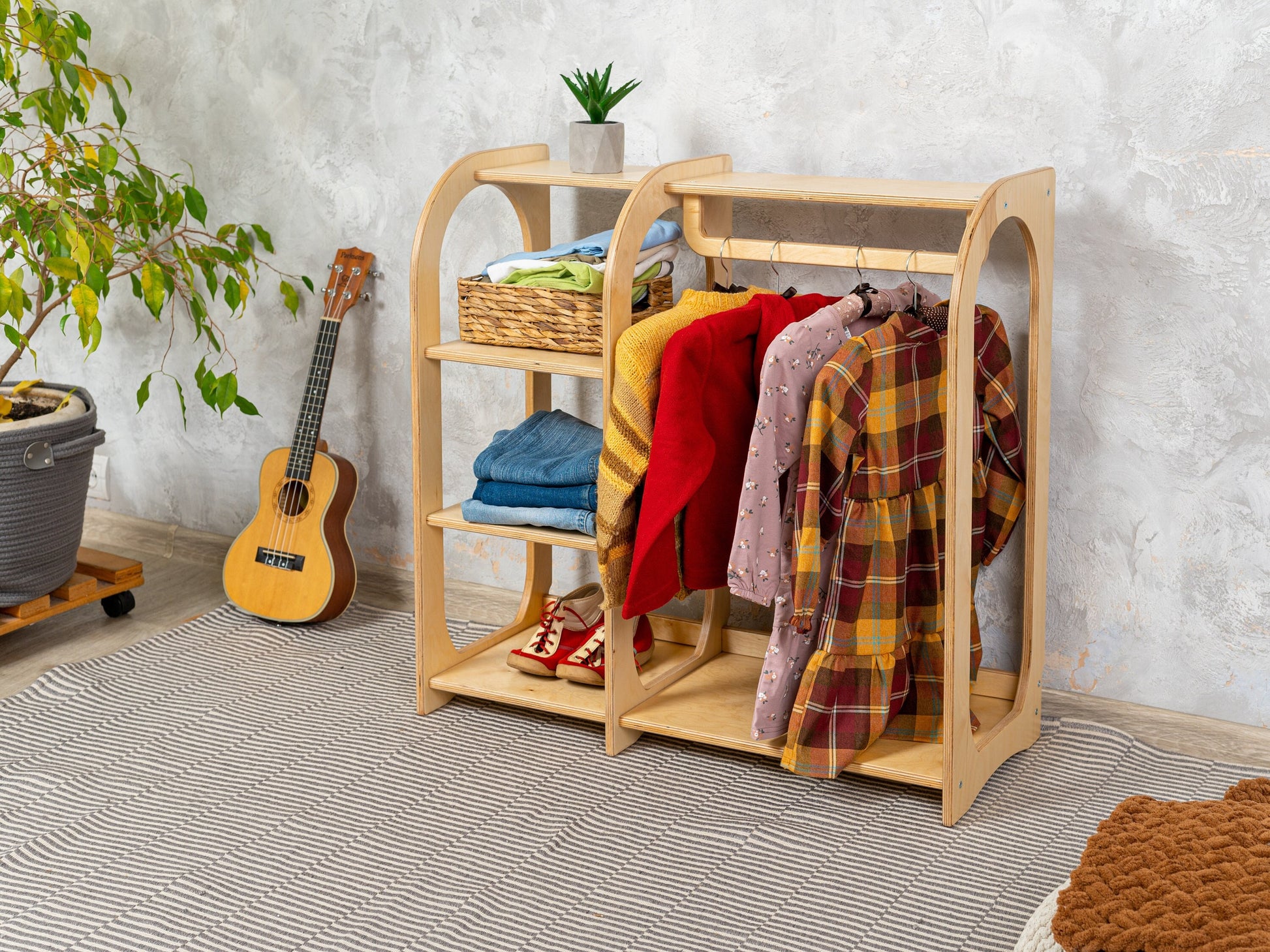 Montessori Clothing Rack and Shelf KIDS CLOTHING RACK Type B With